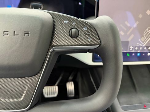 Used 2023 Tesla Model X Plaid image 35