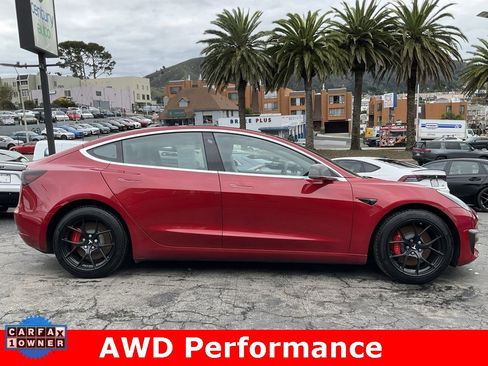 Used 2018 Tesla Model 3 Performance image 3
