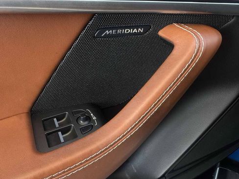 Used 2018 Jaguar F-TYPE Coupe RWD image 21