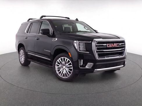 Used 2023 GMC Yukon SLT AWD/4WD image 1