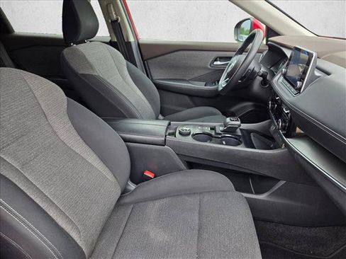 Used 2022 Nissan Rogue SV AWD/4WD image 18