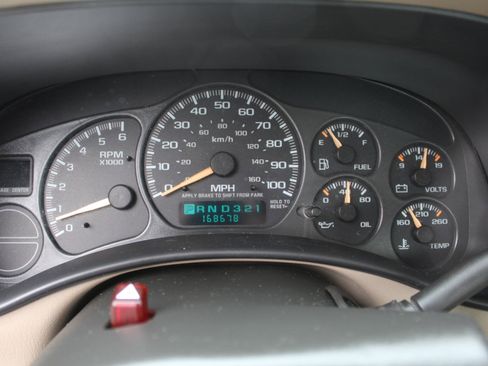 Used 2002 Chevrolet Silverado 1500 LS RWD image 28