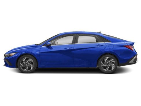 Used 2024 Hyundai Elantra Limited FWD image 6