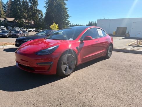 Used 2022 Tesla Model 3 Long Range AWD/4WD image 2