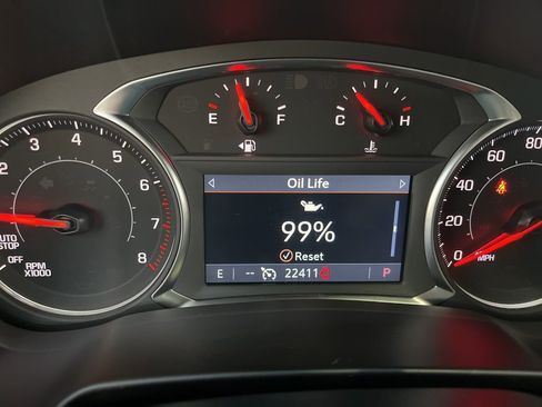 Used 2025 Chevrolet Blazer LT image 22