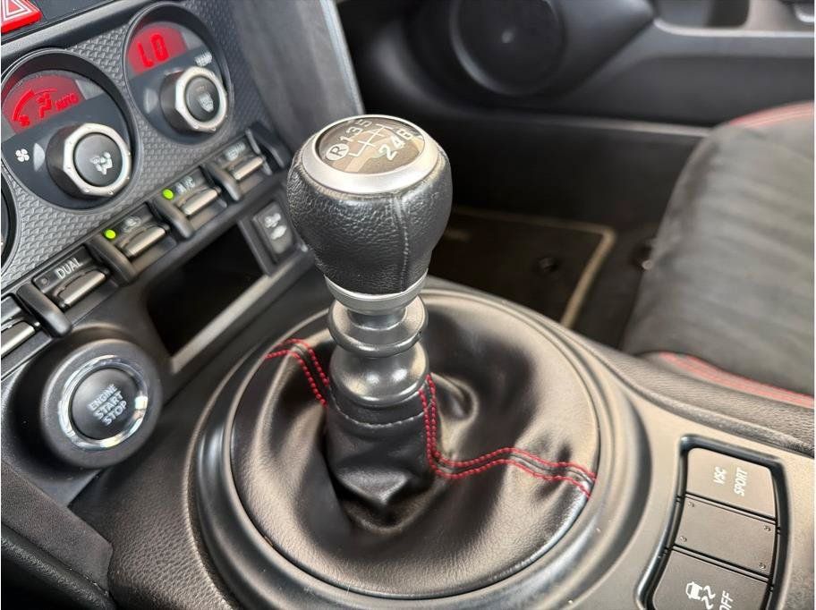 Used 2014 Subaru BRZ Limited RWD image 20