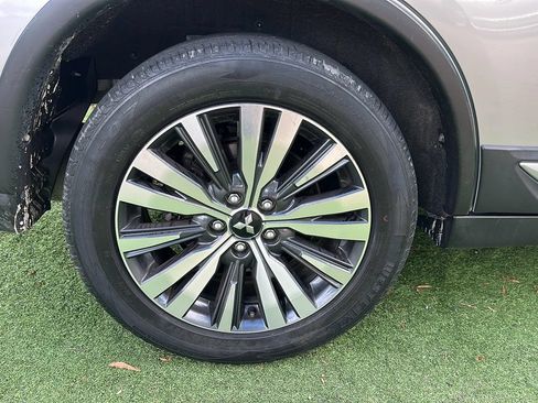 Used 2020 Mitsubishi Outlander SE FWD image 47