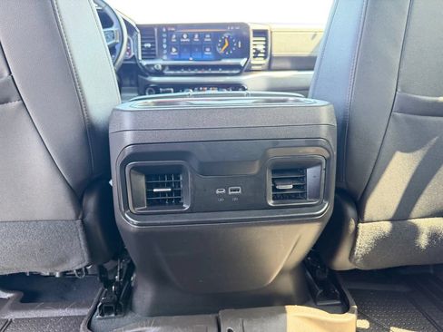 Used 2024 Chevrolet Silverado 1500 LT Trail Boss w/ Convenience Package II AWD/4WD image 24