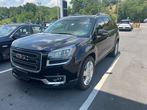Used 2017 GMC Acadia Limited SLT AWD/4WD image 1
