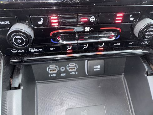 Used 2024 Jeep Grand Cherokee Laredo X w/ Luxury Tech Group I image 25