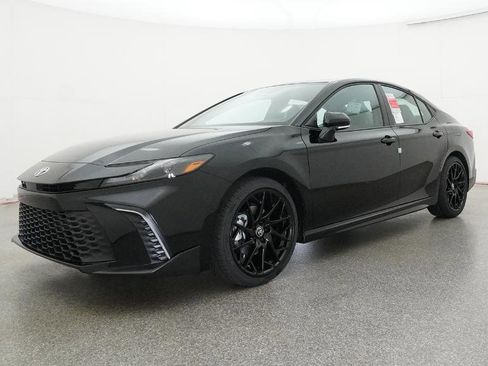 Used 2026 Toyota Camry SE image 20