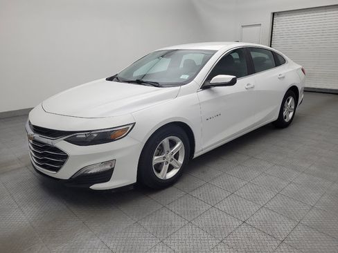 Used 2021 Chevrolet Malibu LS w/ Driver Confidence Package II FWD image 2