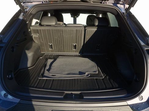 New 2026 Chevrolet Equinox EV LT image 24