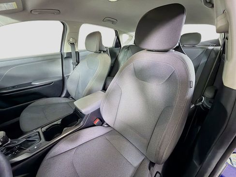 Used 2025 Kia K4 FWD image 13