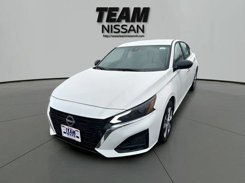 Certified 2025 Nissan Altima 2.5 S FWD image 26