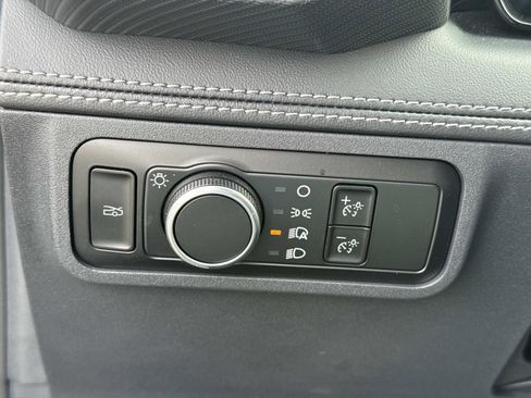 Used 2024 Ford Mustang Premium image 20