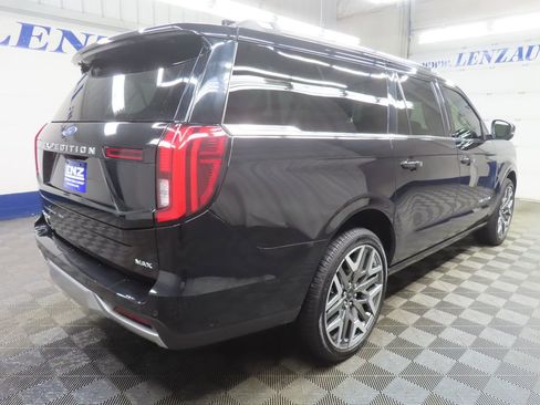 Used 2025 Ford Expedition Max Platinum w/ Platinum Ultimate Package image 5