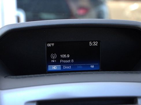 Used 2019 Ford Transit 350 XLT image 18