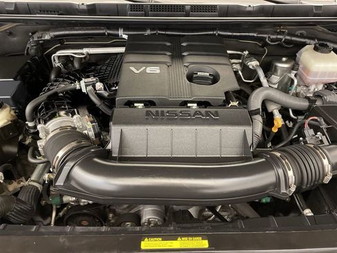 Used 2022 Nissan Frontier SV w/ SV Premium Package RWD image 30