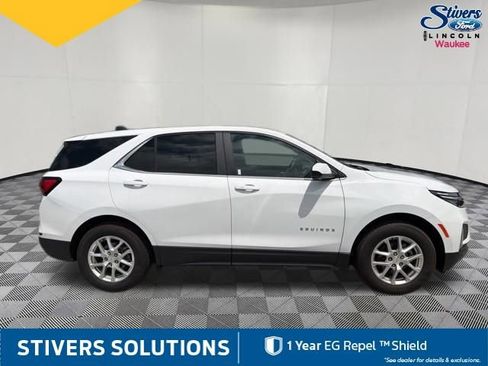 Used 2024 Chevrolet Equinox LT AWD/4WD image 5