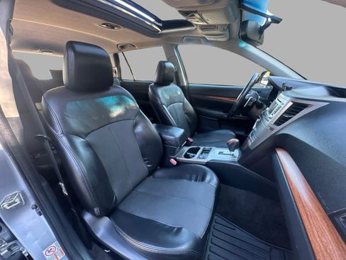 Used 2014 Subaru Outback 3.6R Limited w/ Moonroof Package AWD/4WD image 33