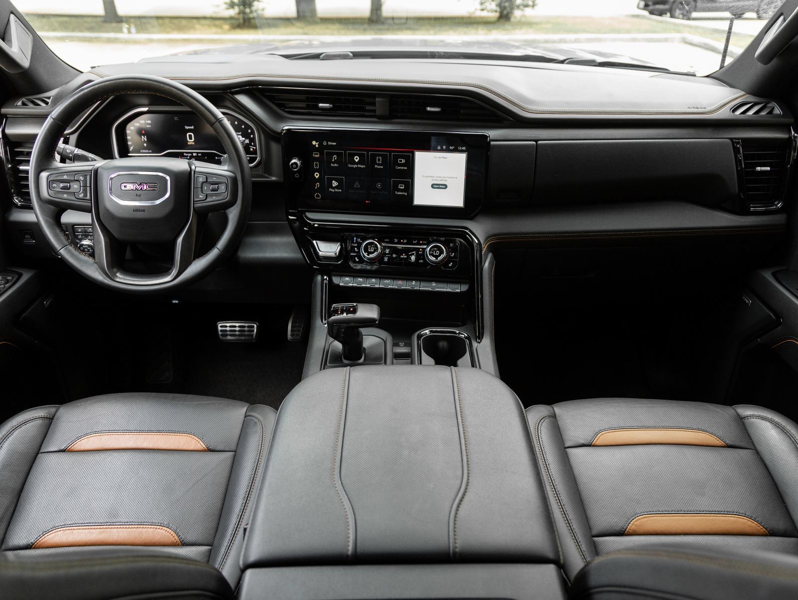 Used 2023 GMC Sierra 1500 AT4 w/ Technology Package AWD/4WD image 12