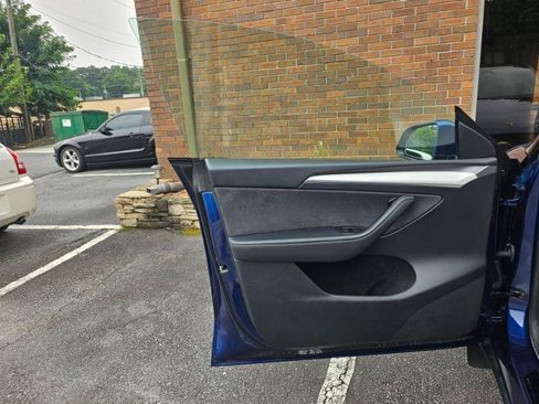 Used 2023 Tesla Model Y Performance AWD/4WD image 35