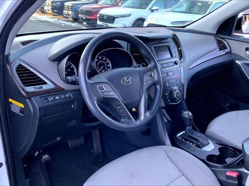 Used 2018 Hyundai Santa Fe Sport image 18