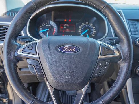 Used 2017 Ford Edge SEL image 12