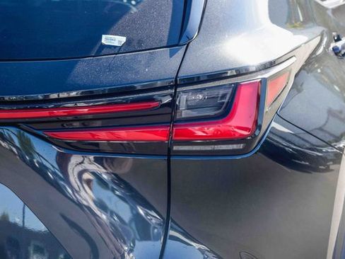 Used 2025 Lexus NX 350h 350h Premium image 8