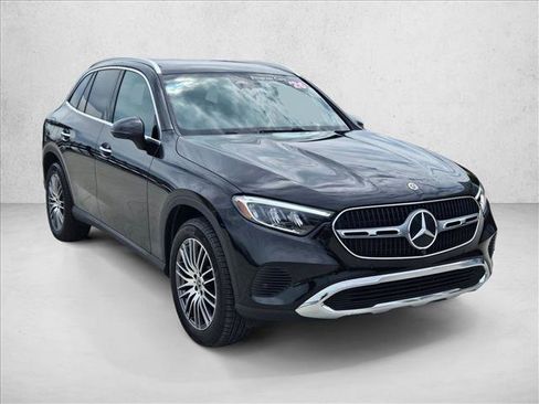 Certified 2026 Mercedes-Benz GLC 300 image 3