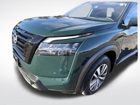 Certified 2024 Nissan Pathfinder SL w/ Lighting Package (N92) image 53