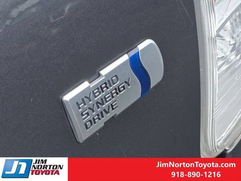 Used 2012 Toyota Prius V Five FWD image 13
