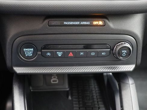 Used 2025 Ford Bronco Sport Badlands image 22