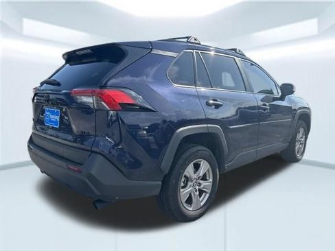 Used 2025 Toyota RAV4 XLE w/ Convenience Package FWD image 6