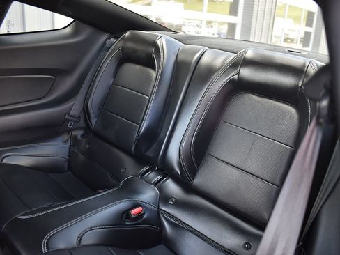 Used 2021 Ford Mustang GT Premium w/ Equipment Group 401A RWD image 6