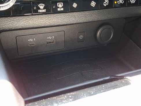 Used 2022 Mitsubishi Outlander SE AWD/4WD image 26