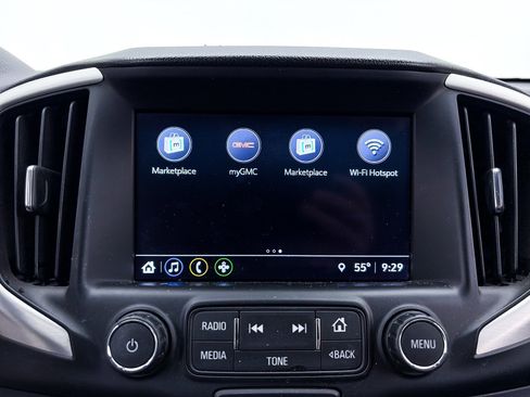 Used 2018 GMC Terrain SLT w/ Preferred Package image 17