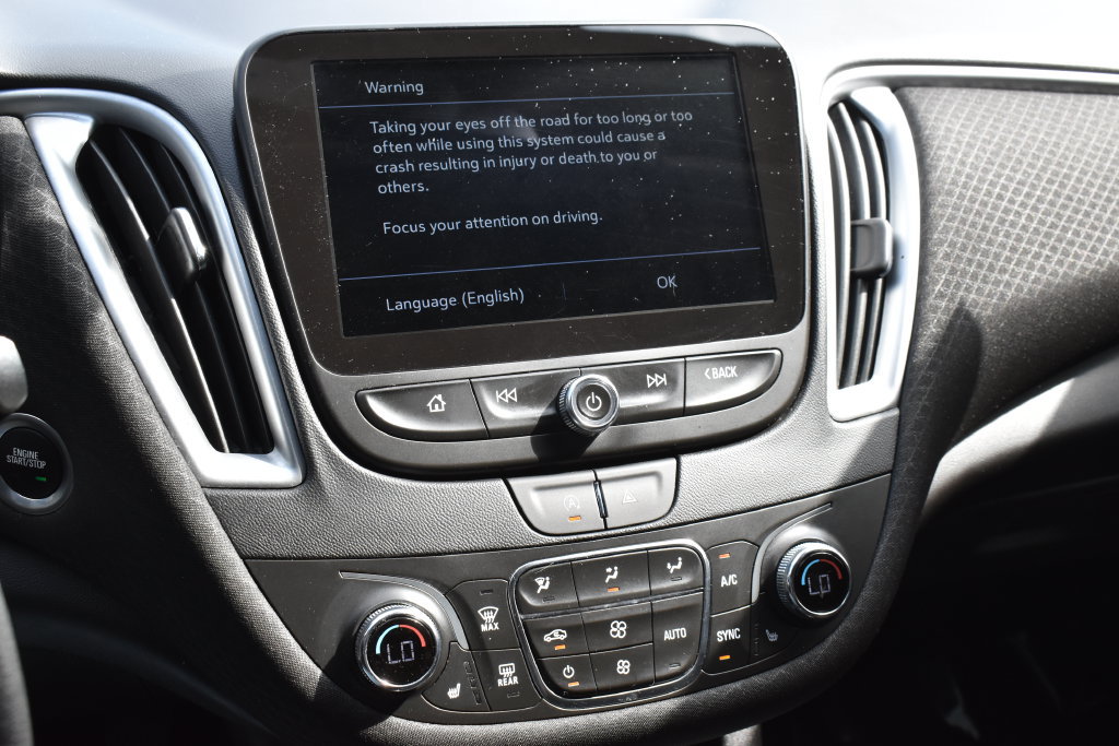Used 2023 Chevrolet Malibu LT w/ Driver Confidence Package FWD image 18