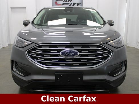 Used 2024 Ford Edge Titanium image 2