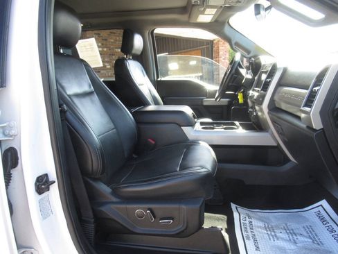 Used 2019 Ford F350 Lariat AWD/4WD image 10