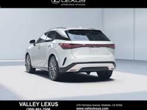 Used 2026 Lexus RX 350 w/ Convenience Package image 7