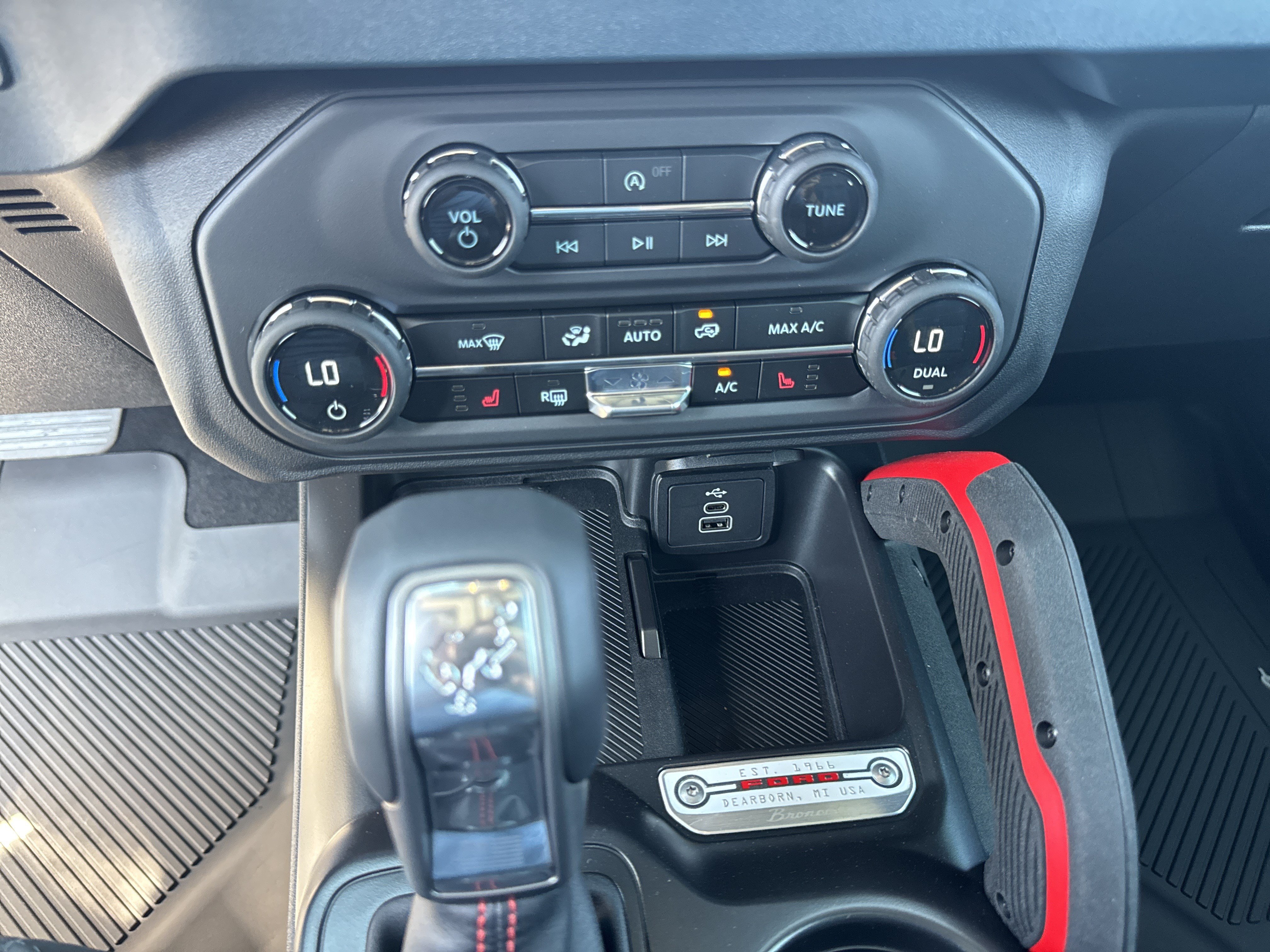 New 2026 Ford Bronco Heritage Edition AWD/4WD image 28