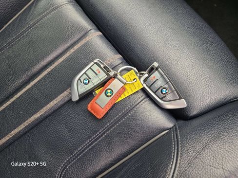 Used 2017 BMW 540i image 21