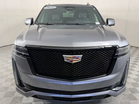 Used 2021 Cadillac Escalade ESV Sport RWD image 11
