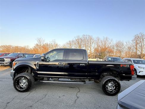 Used 2017 Ford F250 Lariat w/ Lariat Ultimate Package AWD/4WD image 8