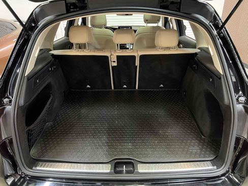 Used 2018 Mercedes-Benz GLC 300 4MATIC image 70