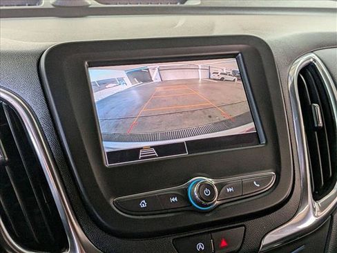 Used 2022 Chevrolet Equinox LT FWD image 20