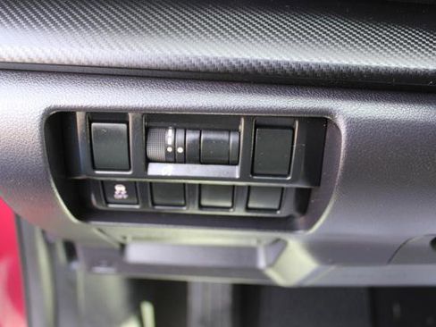 Used 2018 Subaru Impreza 2.0i image 15