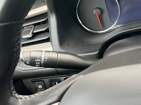 Used 2022 GMC Acadia Denali w/ Denali Ultimate Package image 27